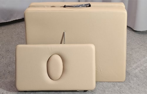 Складной массажный стол Fysiotech Compact Osteopat Medium 62 см, кофе с молоком, отверстие, заглушка