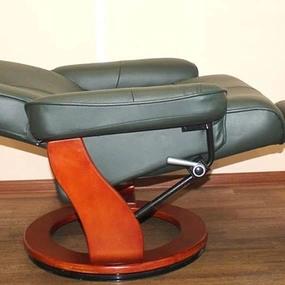 Кресло-реклайнер Relax MAURIS 7604W (кожа-зелен / дер-св.кор 007 Dark Green / 029 т. орех)